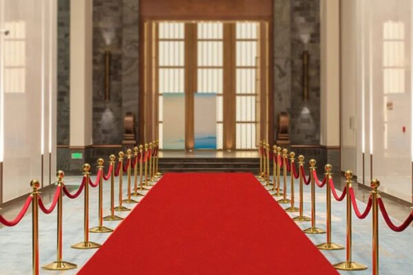 Red Carpet Desply