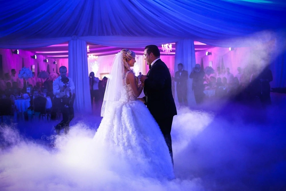 dry-ice-slow-dance dry-ice-slow-dance