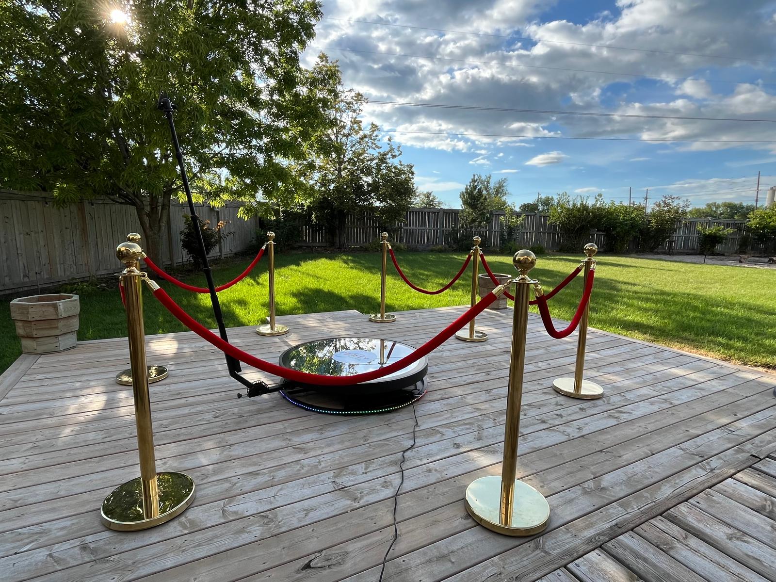 360 photo booth 1 360 Photo Booth